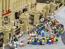 Israel Siap Pecahkan Rekor Menara Lego Tertinggi di Dunia