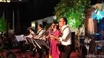 Begini Aksi Panggung Elek Yo Band! Grup Musik Menteri Kabinet Kerja