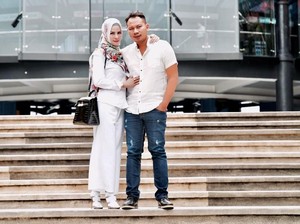 Vicky Prasetyo Nikahi Angel Lelga Terkait Kontrak Pekerjaan?