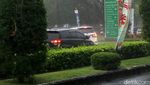 Penampakan Hujan Deras di Ibu Kota Jelang Pergantian Tahun