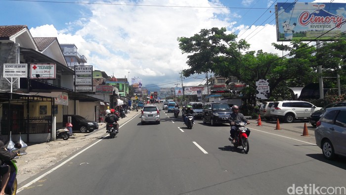 Jelang Malam Pergantian Tahun, Arus Lalin di Puncak Ramai Lancar