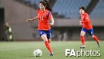 Foto: Si Imut Lee Mina yang Jago Sepak Bola