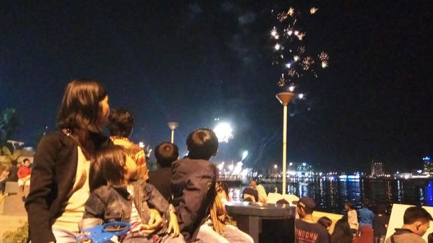 Selamat Tahun Baru 2018 dari Indonesia Tengah