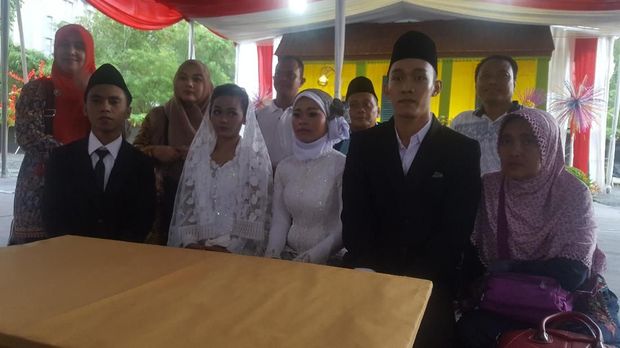 Dari Muda hingga Tua, Calon Pengantin Nikah Massal Mulai Berdatangan