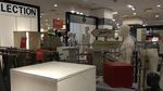 Debenhams Senayan Diserbu Pemburu Diskon