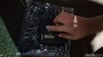 Unboxing Hadiah Kuis Tahun Baru ala Anies