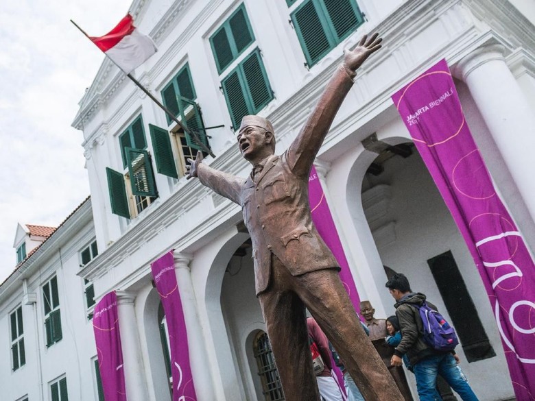 Kaleidoskop 2017: Perayaan Biennale Seni di Indonesia Kaleidoskop 2017: Perayaan Biennale Seni di Indonesia