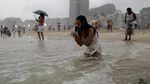 Foto: Ritual untuk Dewi Laut di Brasil Jelang Tahun Baru