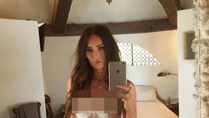 10 Foto Selfie Terseksi Selebriti di 2017