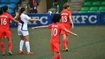 Foto: Si Imut Lee Mina yang Jago Sepak Bola