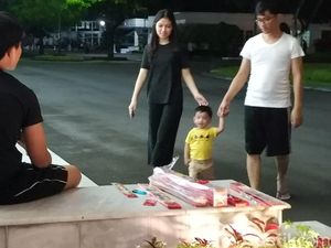 Jan Ethes, Gibran, dan Selvi Siapkan Kembang Api di Gedung Agung