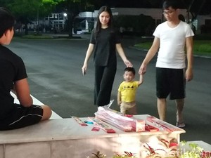 Jan Ethes, Gibran, dan Selvi Siapkan Kembang Api di Gedung Agung