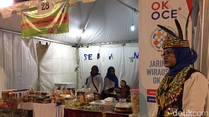 Jalan-jalan ke Stan OK OCE yang Padati Thamrin