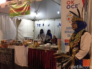 Jalan-jalan ke Stan OK OCE yang Padati Thamrin