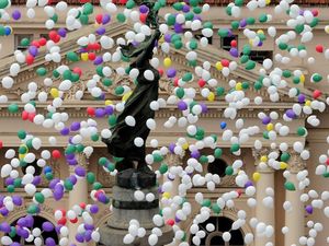 Keren! Ketika Langit Sao Paulo Brasil Dipenuhi Balon