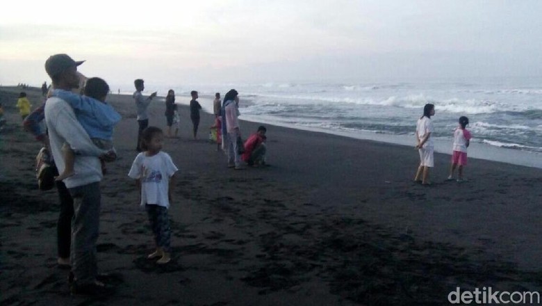 Mahasiswi Asal Jambi Tewas Tenggelam di Pantai Glagah Kulon Progo Mahasiswi Asal Jambi Tewas Tenggelam di Pantai Glagah Kulon Progo