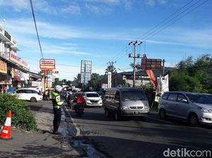 Lalin Puncak Siang Ini Lancar