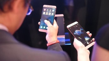 Sebuah nasib tragis mengingat produk LeEco sebenarnya diperhitungkan. Smartphone flagship mereka yang diluncurkan meriah di San Francisco tahun lalu, LePro 3, pernah digadang bisa menyaingi Google Pixel. Namun kini mereka terpuruk dan harus mencari jalan keluar untuk survive. Foto: istimewa