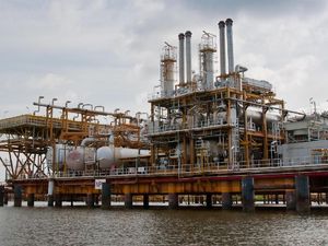 Potensi Cadangan 7,5 Miliar Barel, Industri Minyak RI Belum Mati?