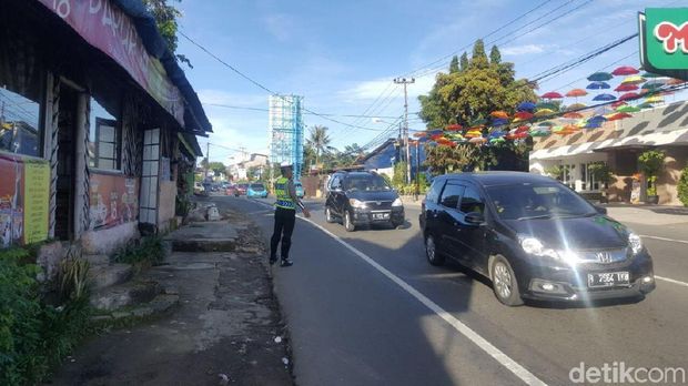  Lalin di Puncak jelang malam tahun baru, Minggu (31/12/2017)
