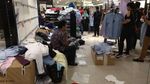 Foto: Ngeri, Barang Diskon di Debenhams Berceceran