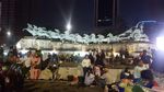 Ramainya Warga Mulai Nikmati Car Free Night di Patung Kuda