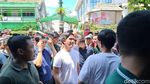 Gaya Kasual Kaesang Temani Jokowi Jalan-jalan di Malioboro