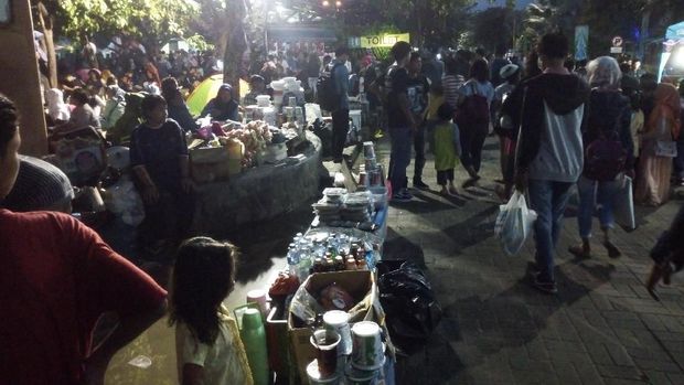 Malam Tahun Baru, Omzet Pedagang di Ancol Naik 2 Kali Lipat