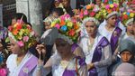 Foto: Gadis-gadis Cantik Bermahkota Bunga dari Indramayu