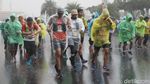 Hujan Deras Lepas Peserta Tugu to Tugu Run Ultra Marathon