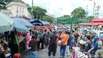 Saat Jokowi Nikmati Malioboro di Pagi Terakhir 2017