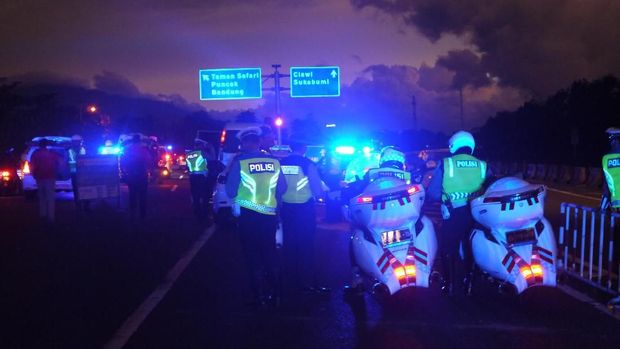 Tutup Jalur Puncak di Tol Ciawi, Kakorlantas: Sudah Sepi Ya