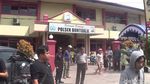 Penampakan Mapolsek Bontoala Pasca-Serangan Bom Molotov