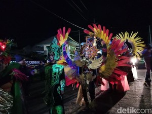 Kesenian Tengger Disuguhkan ke Wisatawan Sebelum Pergantian Tahun