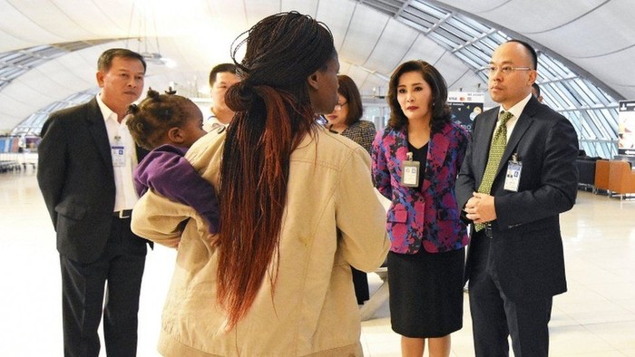 Takut Dipersekusi, Keluarga Ini Tinggal di Bandara Bangkok 3 Bulan