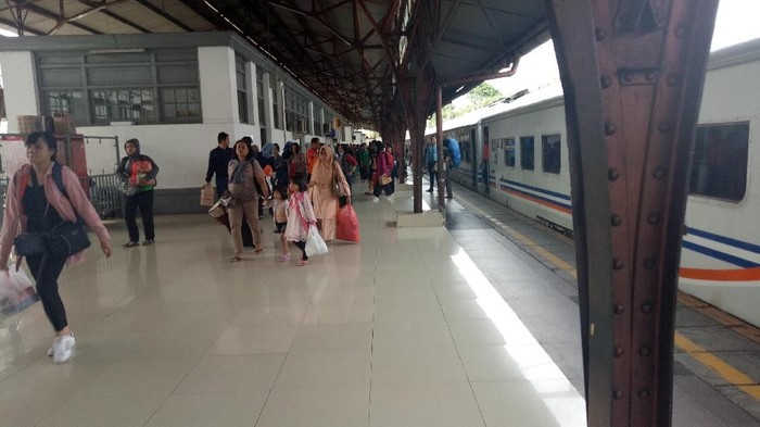 Stasiun Pasar Senen
