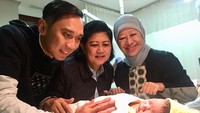 Cucu keempat Ani lahir bertepatan dengan tahun baru yakni 1 Januari 2018. 