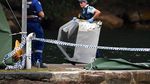 Kapal-kapal Mengerubungi Lokasi Jatuh Pesawat di Sungai Sydney