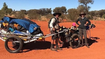 Serunya Saat Bayi 15 Bulan Diajak Orang Tuanya Lintasi Benua Australia