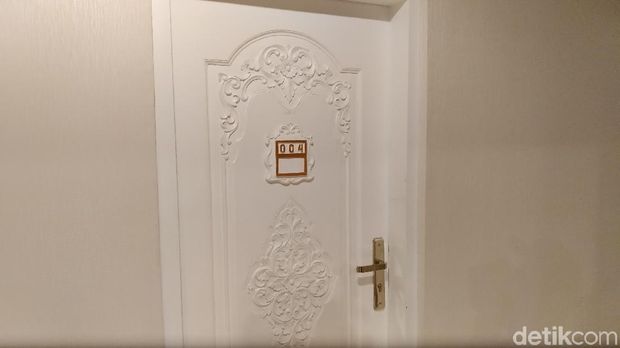 Kamar tempat trio gadis Madiun menginap di Gedung Agung.