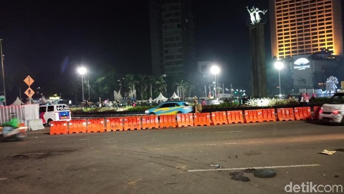Perayaan Tahun Baru Usai, Jalan di Sekitar Bundaran HI Dibuka