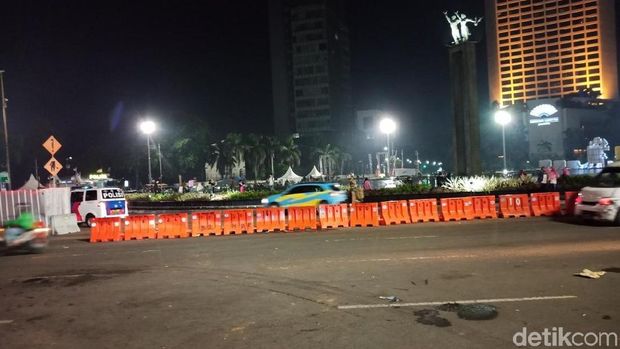 Perayaan Tahun Baru Usai, Jalan di Sekitar Bundaran HI Dibuka