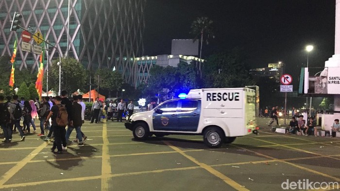 Lalin di Thamrin Kembali Dibuka Usai Perayaan Tahun Baru 2018