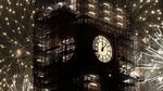 Cantiknya Big Ben Berlatar Kembang Api Tahun Baru 2018