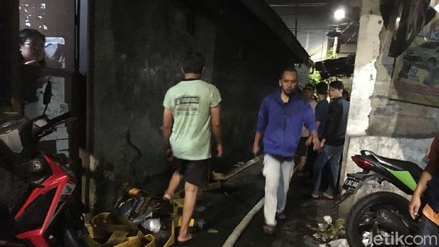 Lokasi kebakaran rumah di Mampang. 