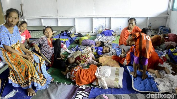 Puting Beliung Terjang Pemalang, Puluhan Orang Mengungsi