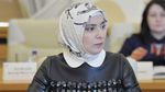 Ini Aina Gamzatova, Muslim Berhijab yang Tantang Putin di Pilpres Rusia