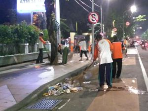 Sampah Malam Tahun Baru di Surabaya Capai 6,25 Ton
