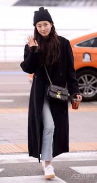 Wajah Asli Suzy Eks Miss A saat Tanpa Makeup di Bandara Incheon
