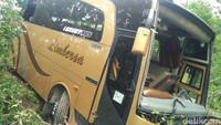 Kasat Lantas Polres Bantul AKP Imam Bukhori mengatakan bus tersebut mengangkut wisatawan dari Palembang, Sumsel. (Foto: Usman Hadi/detikcom)